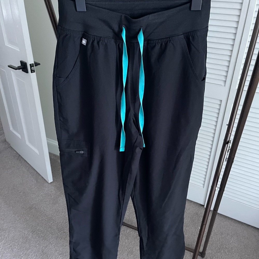 Women's Black Jogger Scrub Pants